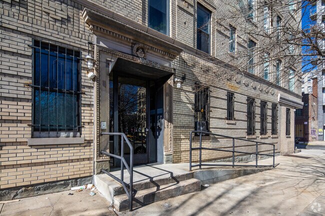 Entrance - 180 S 4th St