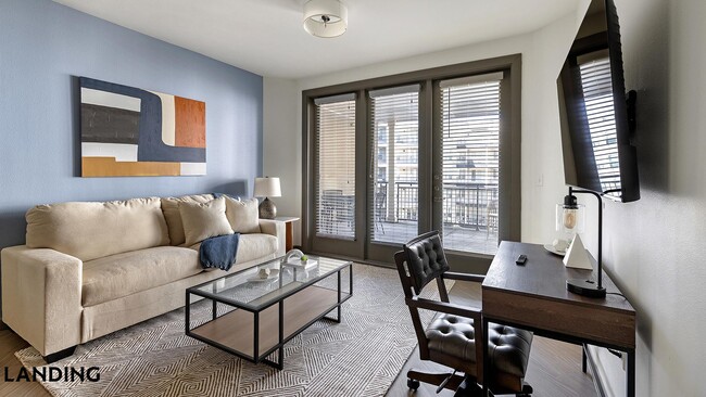 Building Photo - 101 S Center St