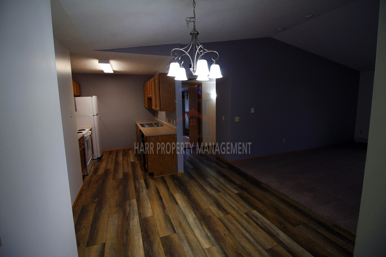Foto principal - 5400 W 57th St