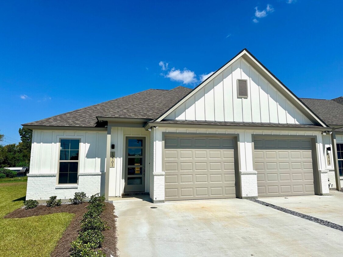 Primary Photo - 13701 Rivanna Ln