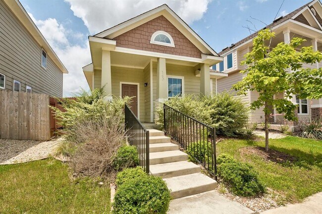 Building Photo - 143 Friendship Oak Dr
