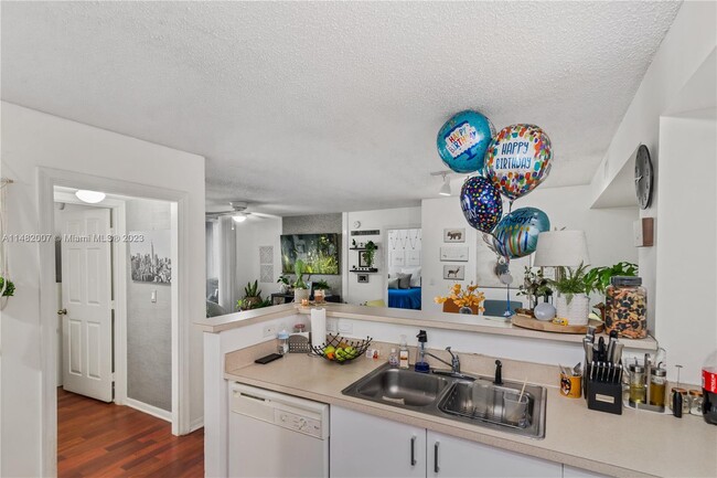 Foto del edificio - 520 SW 111th Ave