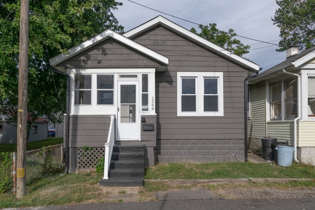 Photo - 1548 Webber Dr House