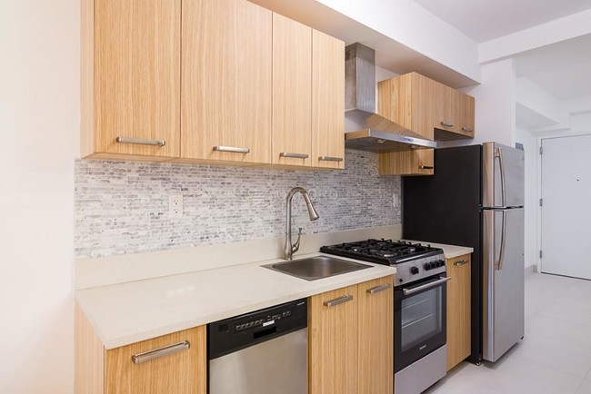 Foto del edificio - 227 Grand St