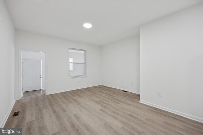 Foto del edificio - 540 E Penn St