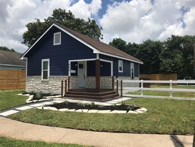 Foto del edificio - 402 Live Oak St