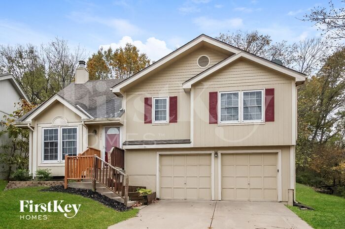 Foto principal - 1021 NW 62nd Terrace