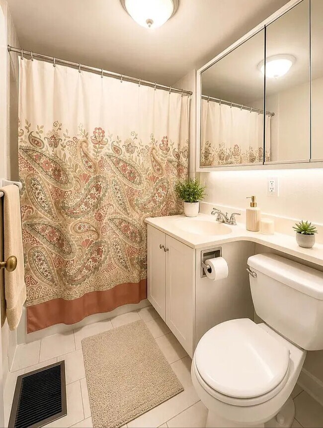 Photo - W. 73rd St, Columbus Ave (New York, NY) Apartment