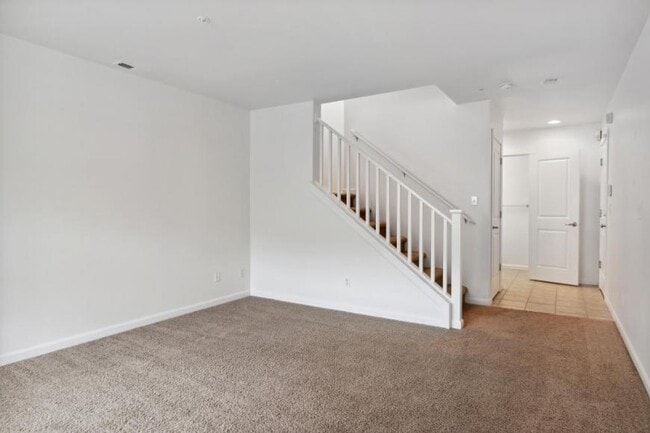Foto del edificio - 3 bedroom in Seatac WA 98198