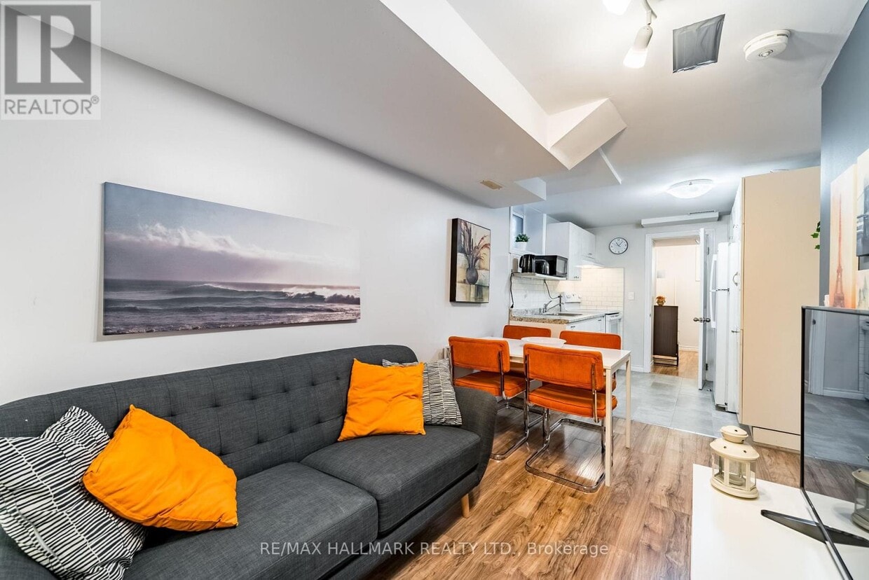Photo principale - 14-14 Innes Ave