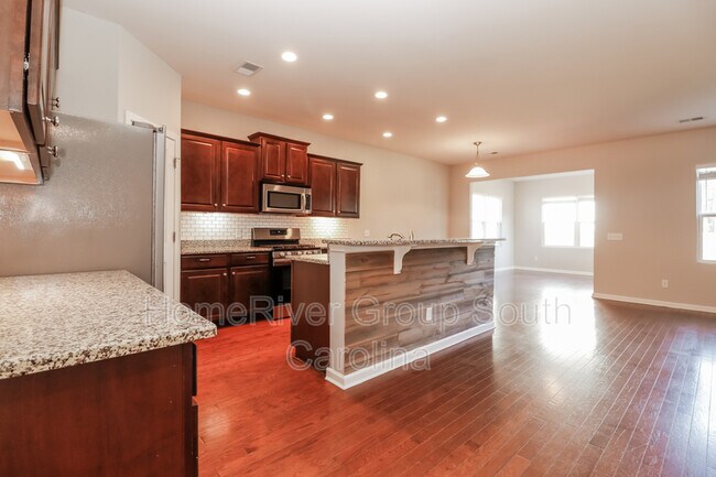 Foto del edificio - 600 Bridgewater Ct