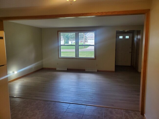 Front door and living room - 3112 Brumbaugh St NW