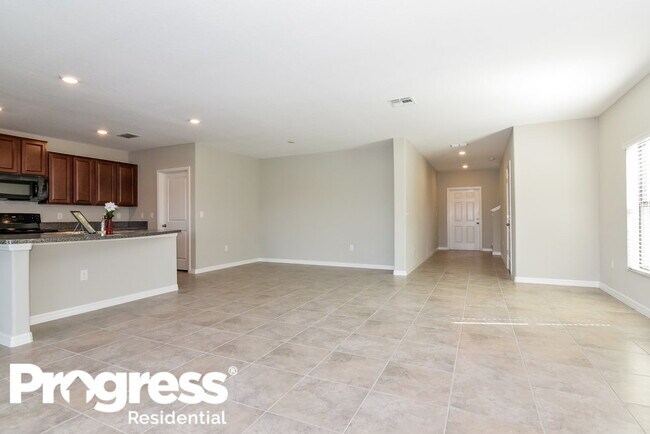 Foto del edificio - 14723 Crescent Rock Dr