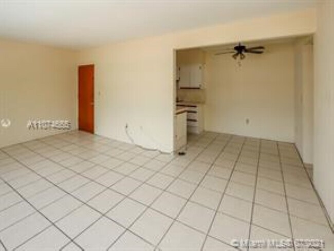 Foto del edificio - 1250 S Alhambra Cir