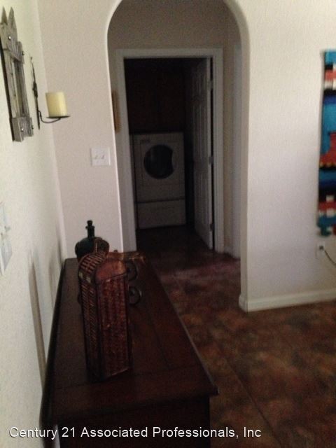 Foto del edificio - 3 br, 2 bath House - 4712 Forrest