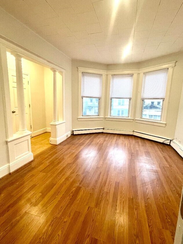 75 Winfield Ave Unit 2, Jersey City, NJ 07305 Room for Rent in Jersey