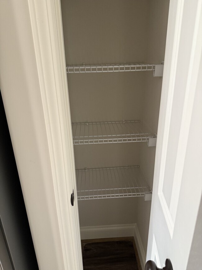 Foto del edificio - 4419 Lennox Pl