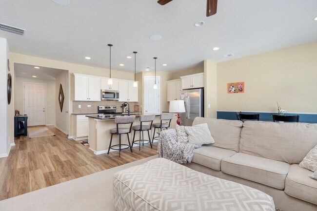 Foto del edificio - Modern Comfort Meets Colorado Charm in the Heart of Windsor