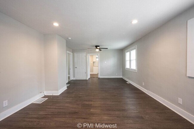 Photo - 237 Villa Ave Apartment