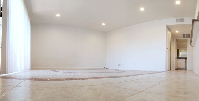 Foto del edificio - 11020 Hesby St