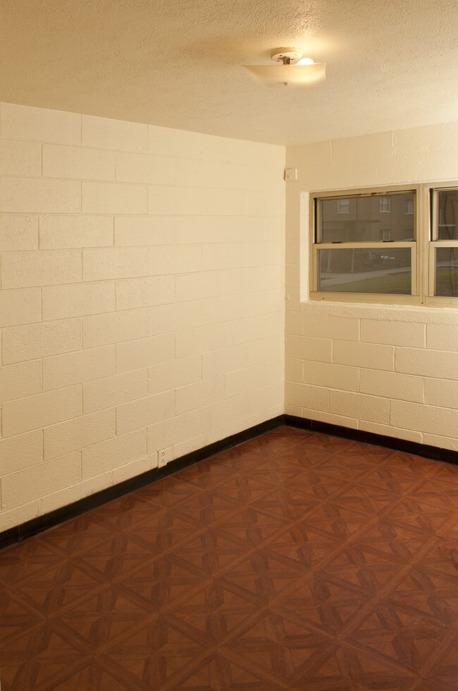 Foto del edificio - Riverview Gardens
