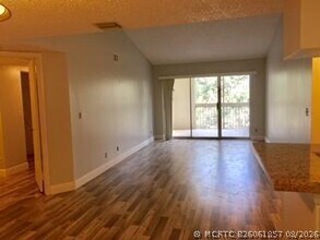 Building Photo - 9901 Westview Dr