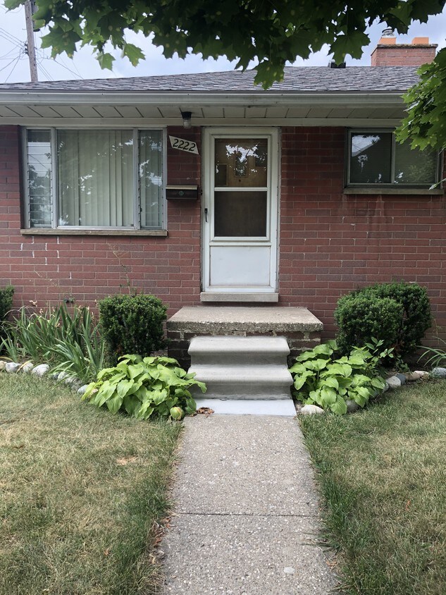 Street view - 2222 Howard St