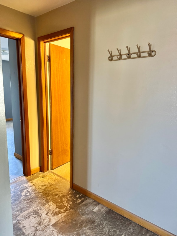 Foto del edificio - 302 W 7th St