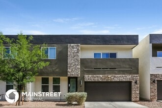 Building Photo - 2000 N 36th St