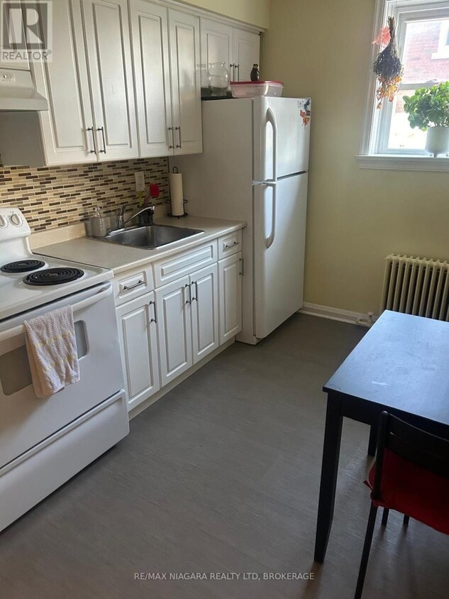 Building Photo - 9 Masterson Dr