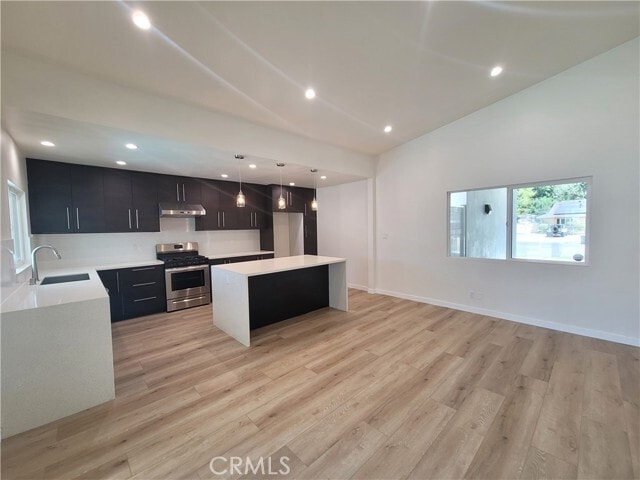 Foto del edificio - 17314 Bircher St