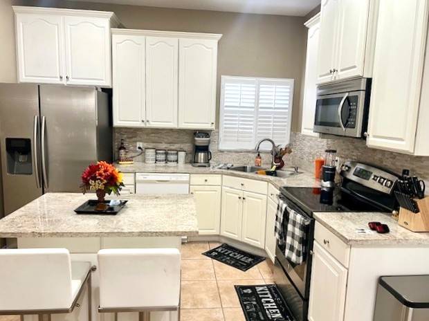 Foto del edificio - 7072 Lake Eaglebrooke Way