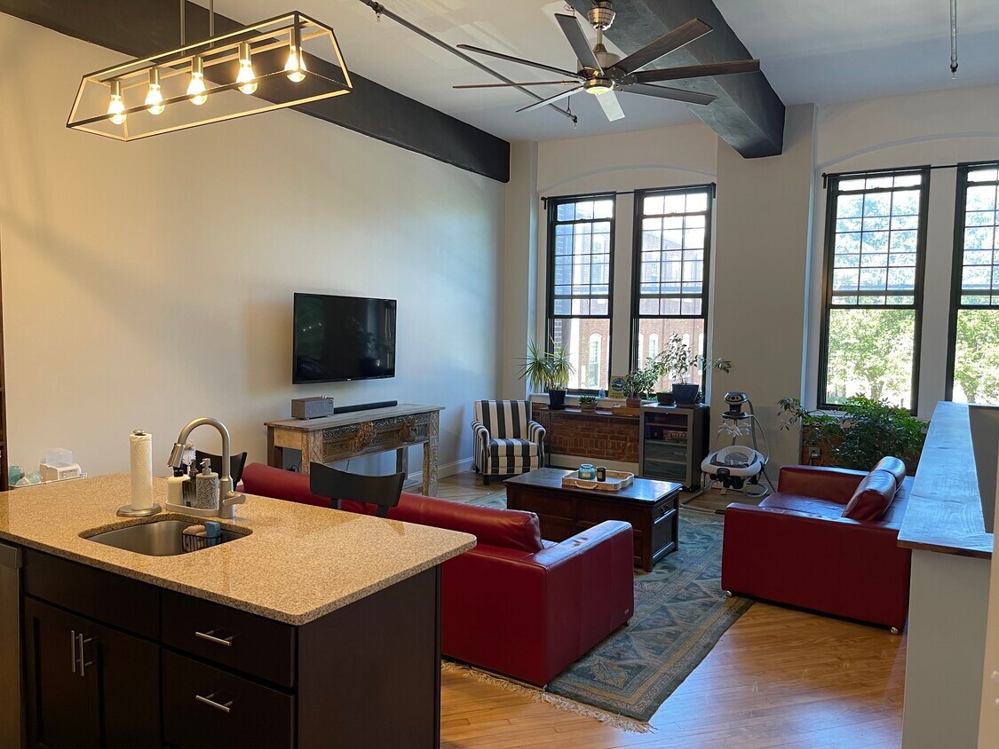 200 Lincoln Ave Unit 127, Phoenixville, PA 19460 Condo for Rent in