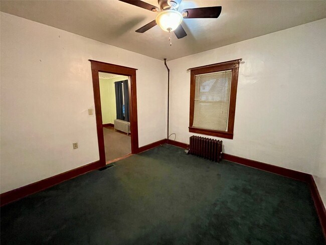 Foto del edificio - 112 N Roosevelt Ave