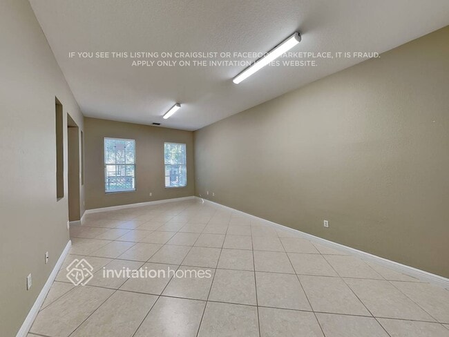 Building Photo - 716 NW 83rd Pl