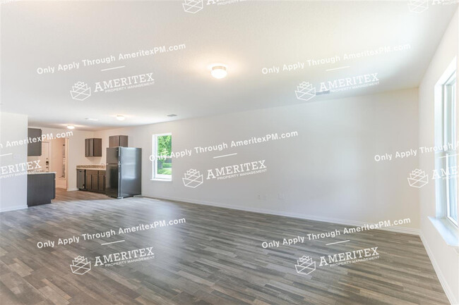Foto del edificio - 602 N Taylor St