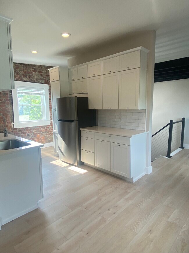 Foto del edificio - 427 Klotter Ave