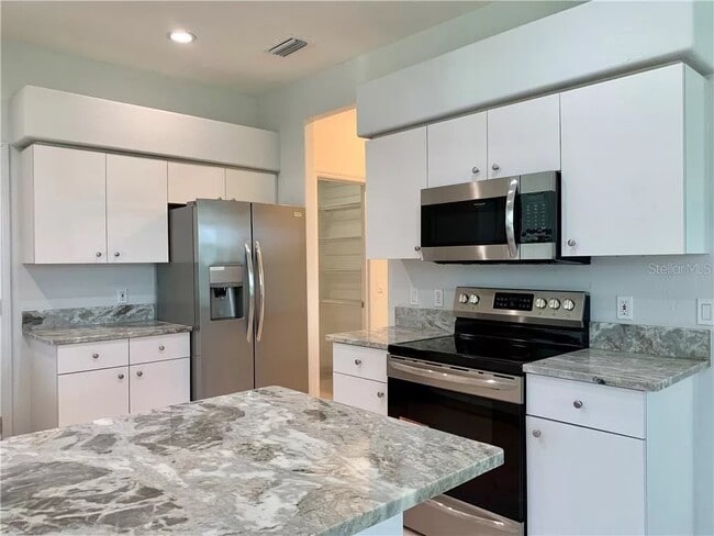 Foto del edificio - 2301 Goya Dr