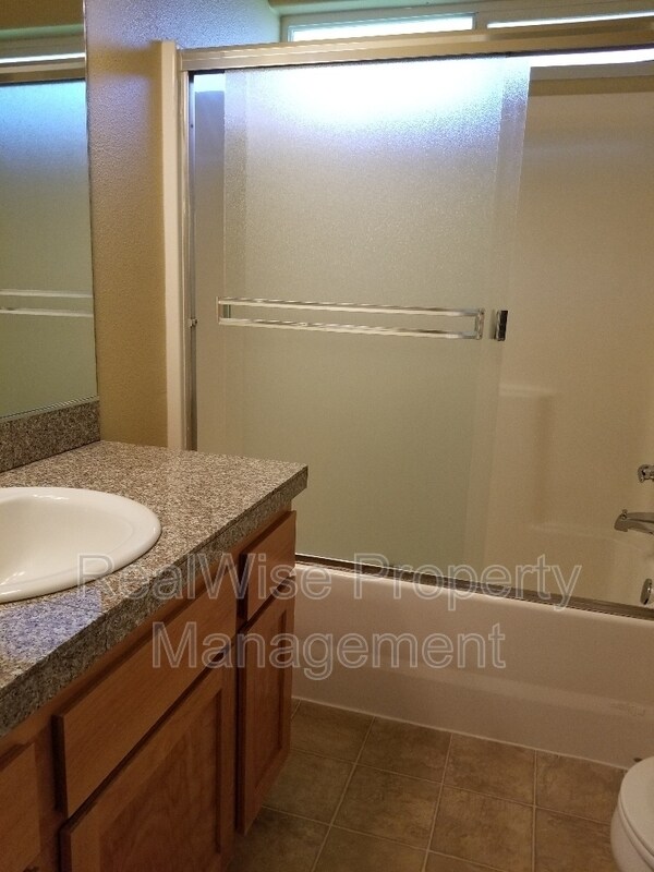 Foto del edificio - 822 NE 8th St