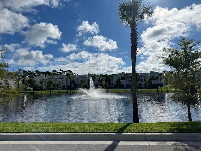 Foto del edificio - 3949 SE Mentmore Ln