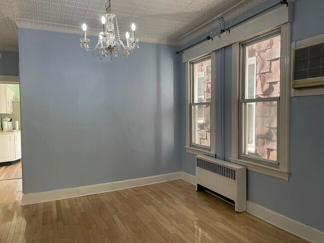 Foto del edificio - 205 Highwood Ave