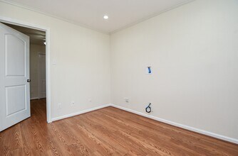 Building Photo - 4040 San Felipe St