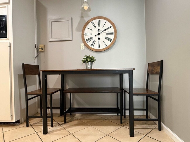 Building Photo - 215 Piedmont Ave NE