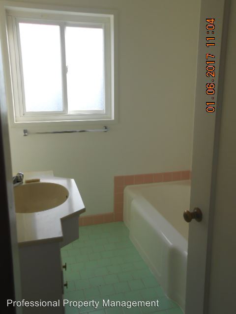 Building Photo - 843 2nd Ave