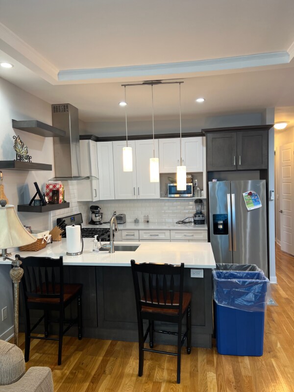 Foto del edificio - 390 E 49th St