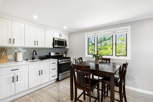 Foto del edificio - 851 Brook St