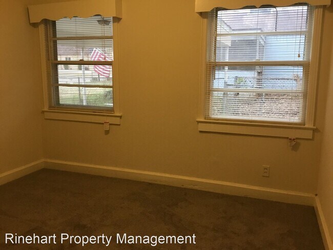 Building Photo - 3 br, 1 bath House - 1033 McDow Drive