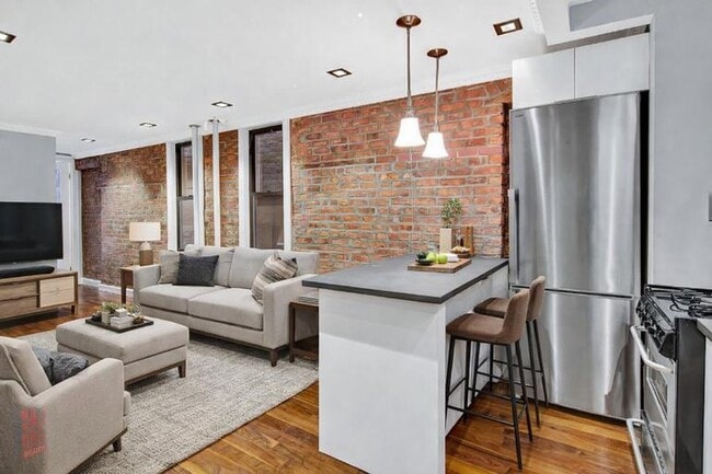 Photo - 115 Mulberry St Apartment