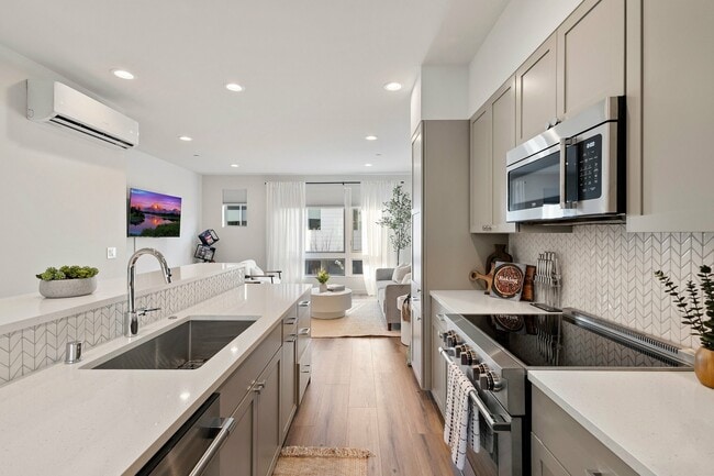 Building Photo - 18007 3rd Ave NE