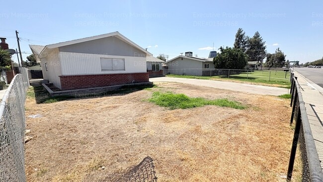 Building Photo - 4001 Wilson Rd